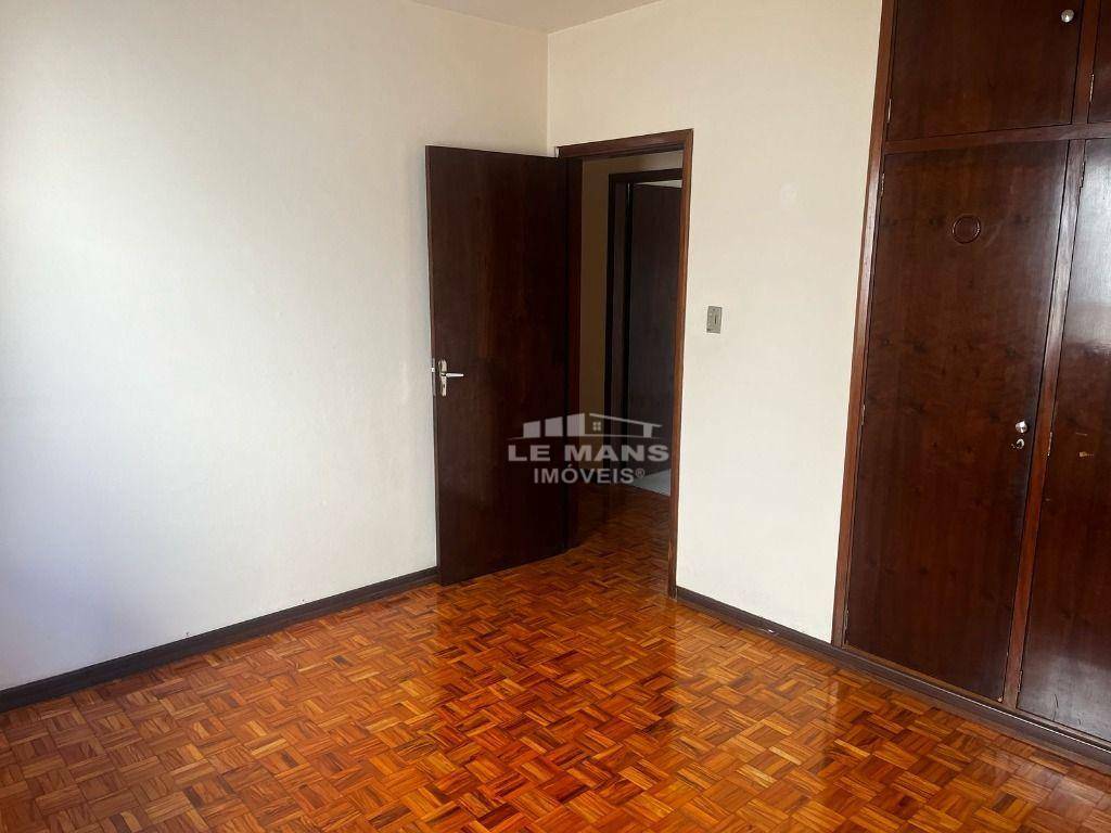 Casa à venda com 3 quartos, 180m² - Foto 19