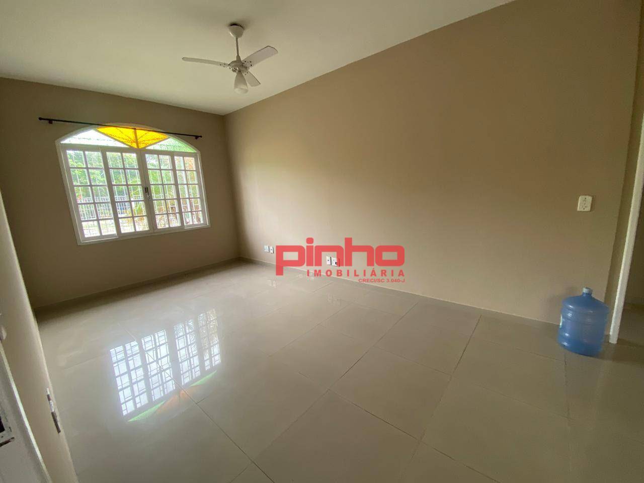 Casa à venda e aluguel com 3 quartos, 140m² - Foto 6
