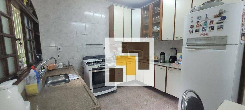 Sobrado à venda com 3 quartos, 110m² - Foto 17