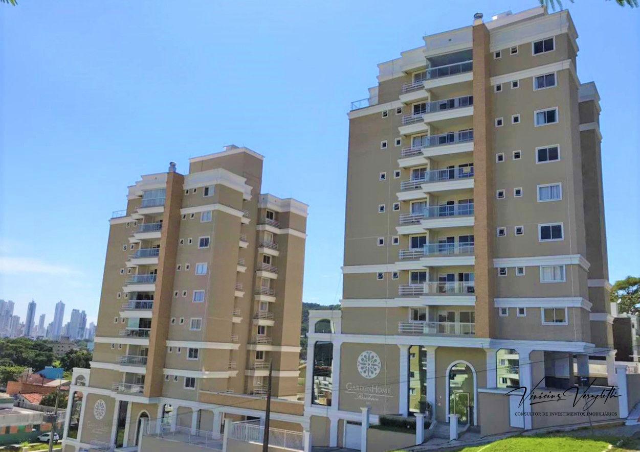 Apartamento à venda com 2 quartos, 77m² - Foto 2