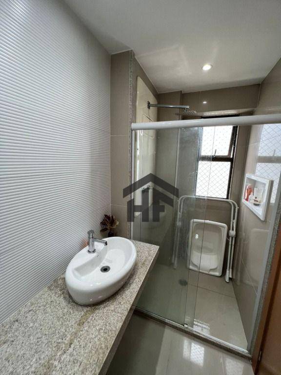 Apartamento à venda com 3 quartos, 134m² - Foto 8