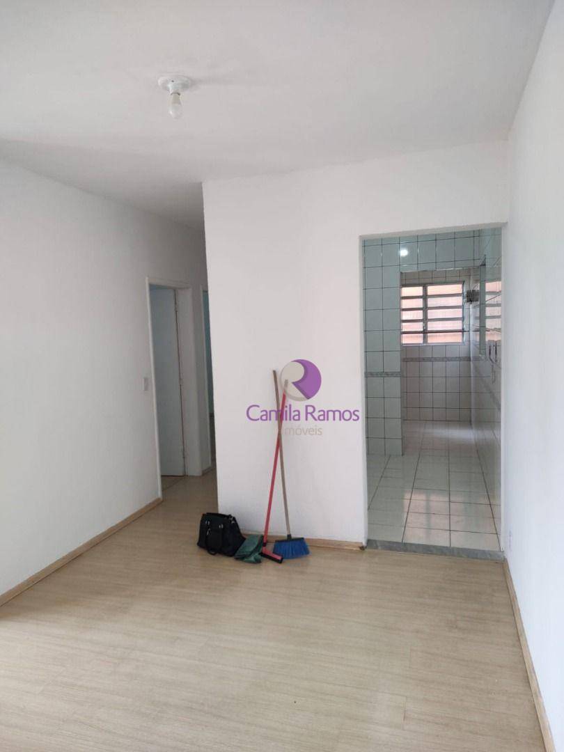 Apartamento à venda com 2 quartos, 62m² - Foto 3