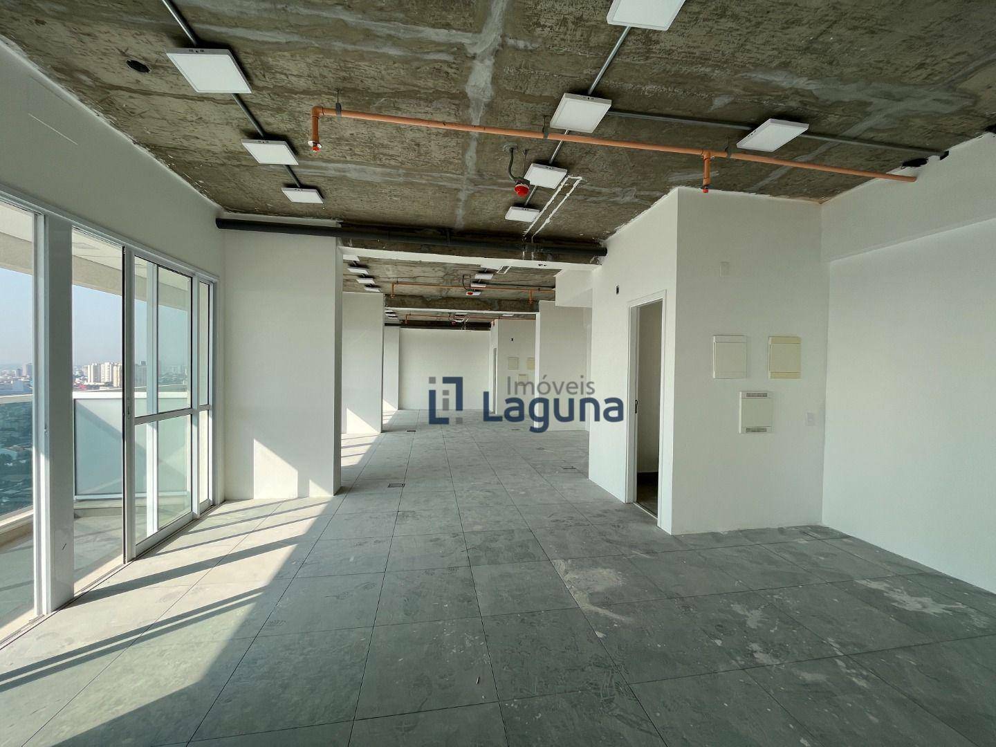 Prédio Inteiro para alugar, 240m² - Foto 9