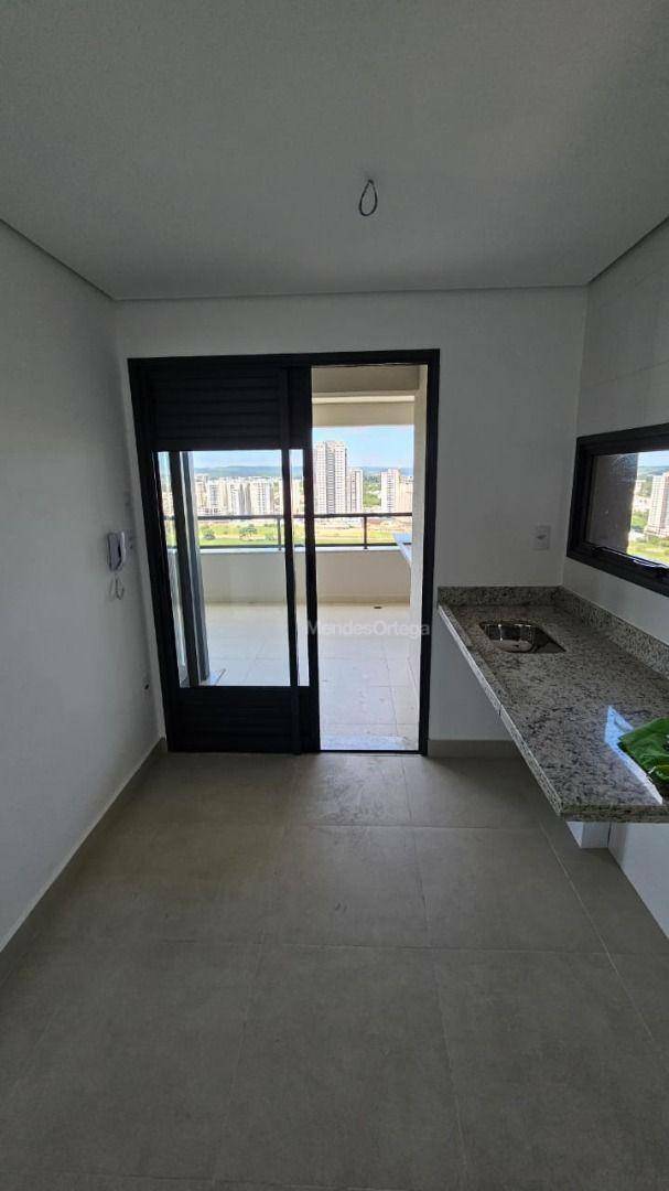 Apartamento à venda com 3 quartos, 131m² - Foto 3