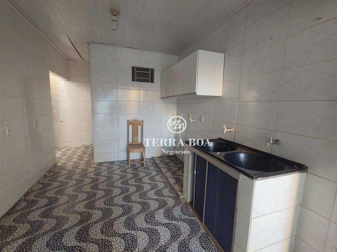 Casa para alugar com 4 quartos, 300m² - Foto 5