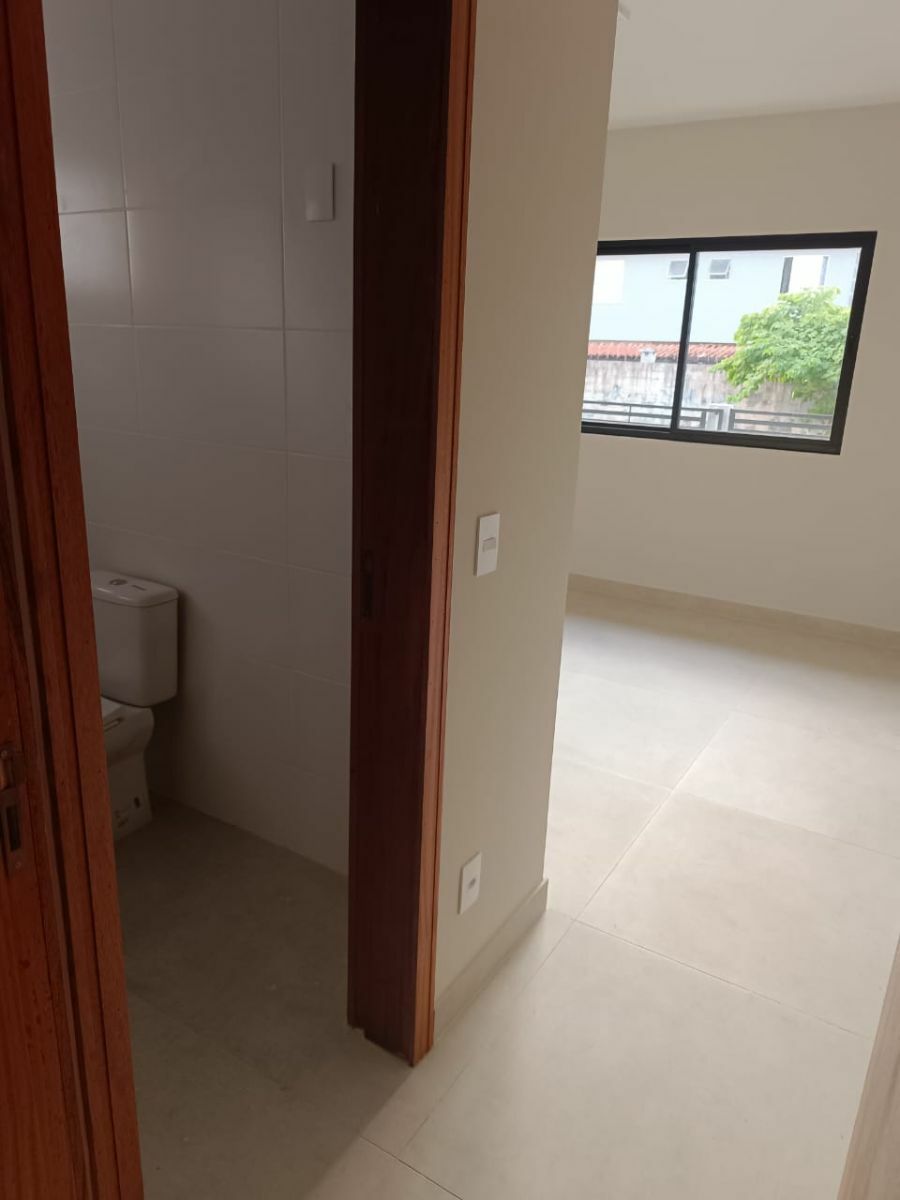 Casa à venda com 3 quartos, 97m² - Foto 8