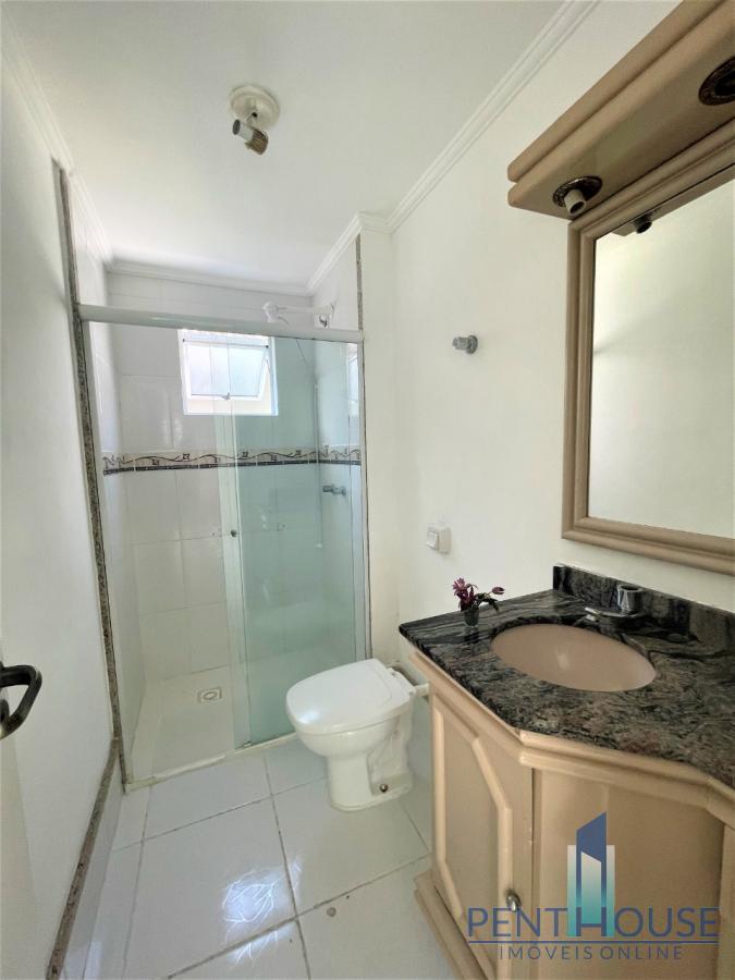 Apartamento para alugar com 3 quartos, 135m² - Foto 14