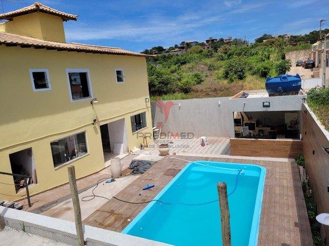 Casa à venda com 5 quartos, 178m² - Foto 1