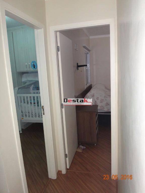 Apartamento à venda com 2 quartos, 74m² - Foto 2