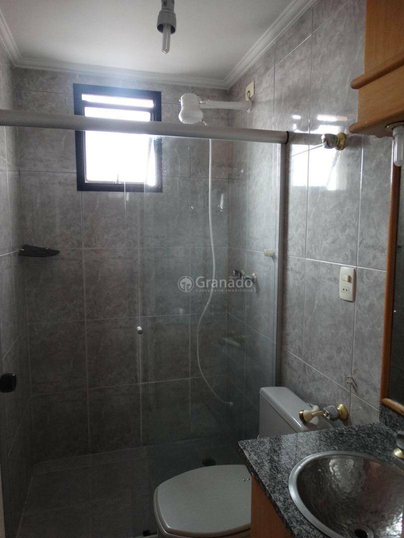 Apartamento à venda com 3 quartos, 132m² - Foto 17