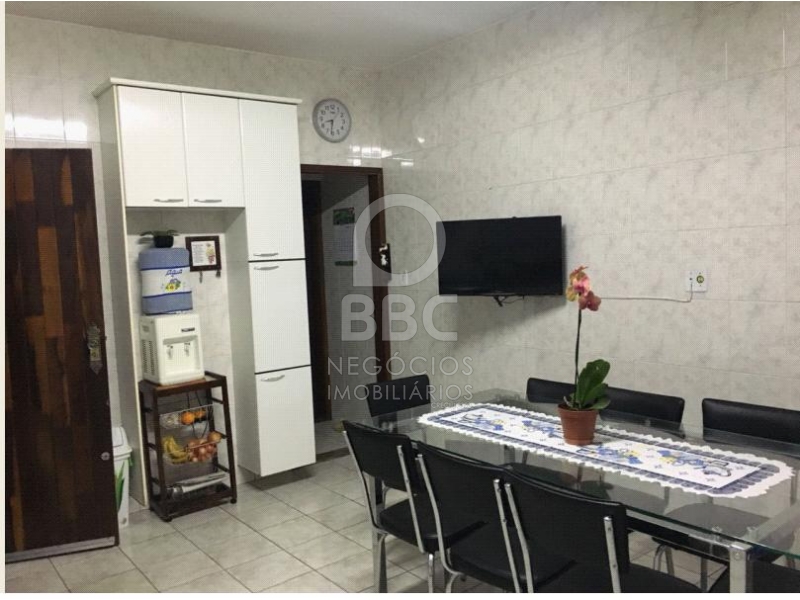 Sobrado à venda com 2 quartos, 340m² - Foto 8