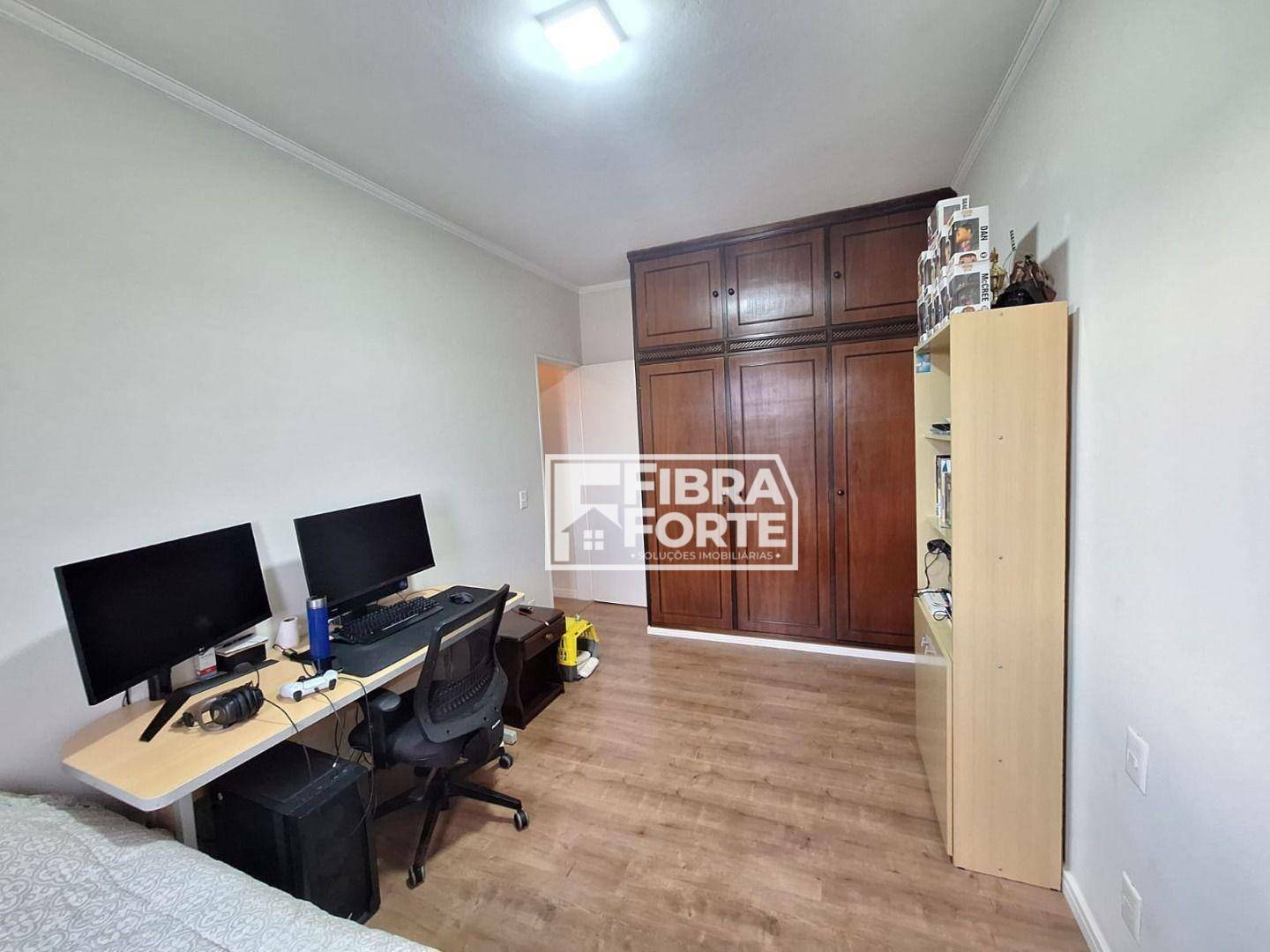 Apartamento à venda com 3 quartos, 75m² - Foto 15