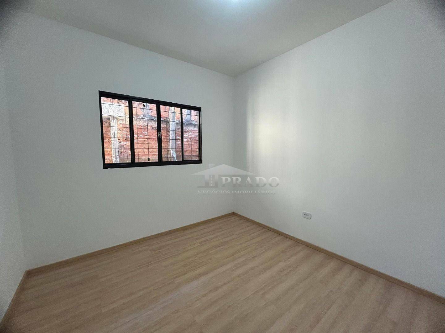 Casa para alugar com 3 quartos, 100m² - Foto 12