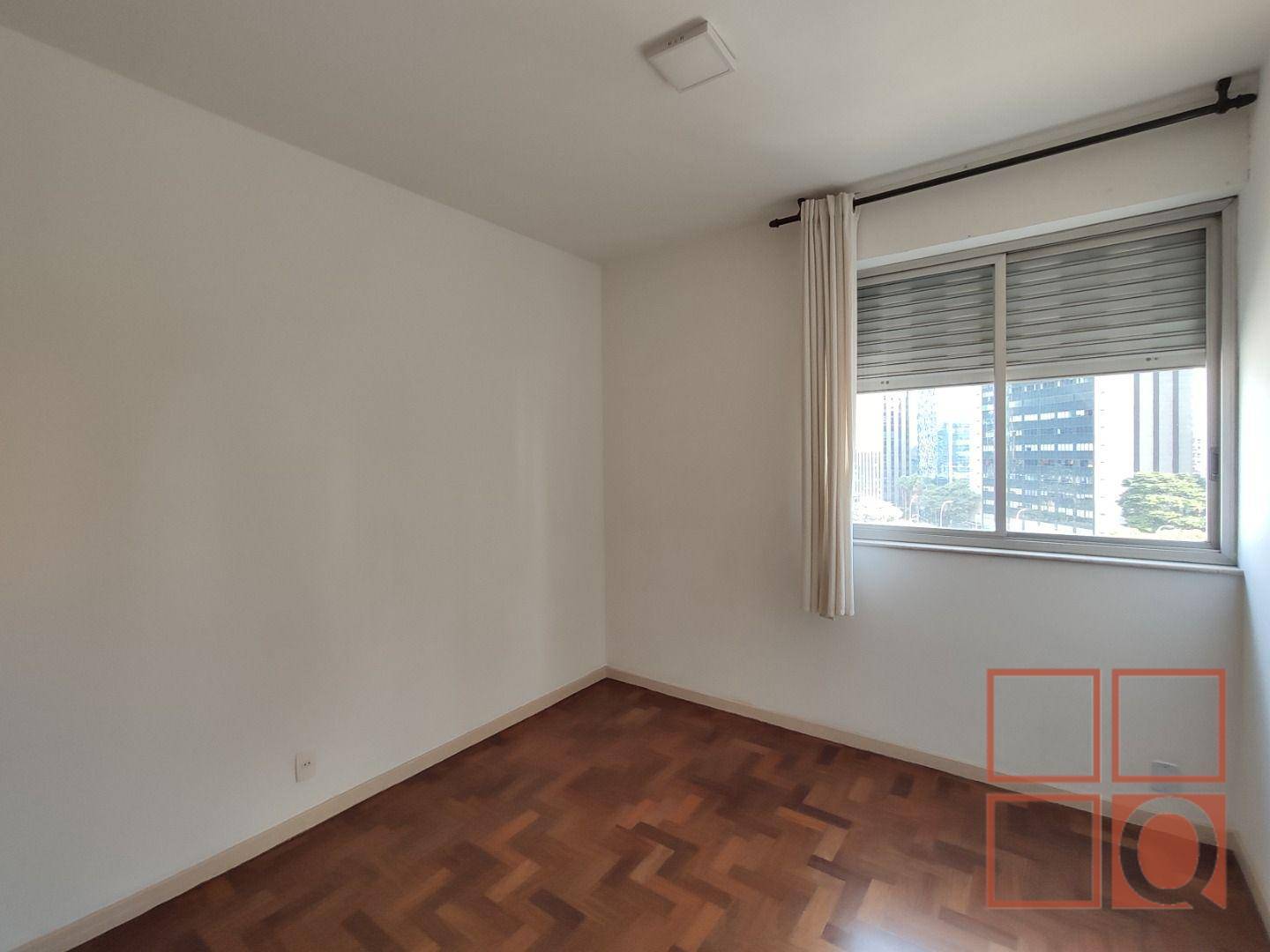 Apartamento à venda com 4 quartos, 121m² - Foto 14