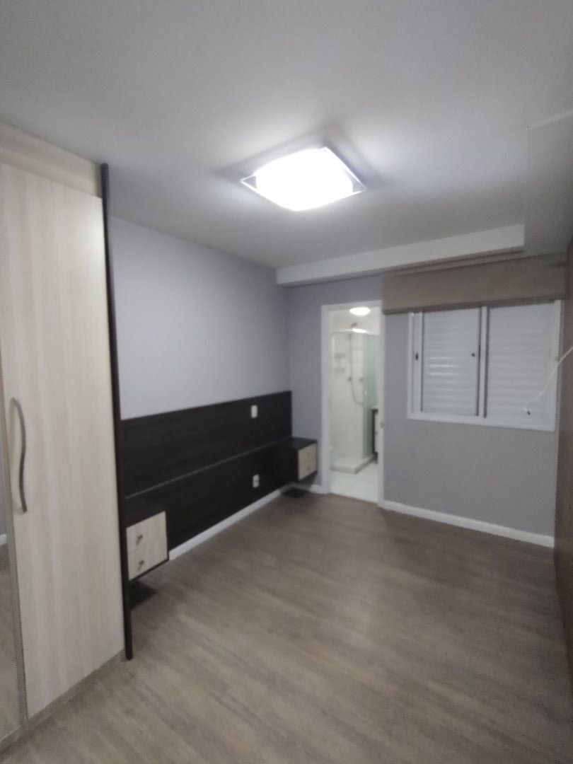 Apartamento para alugar com 3 quartos, 80m² - Foto 29