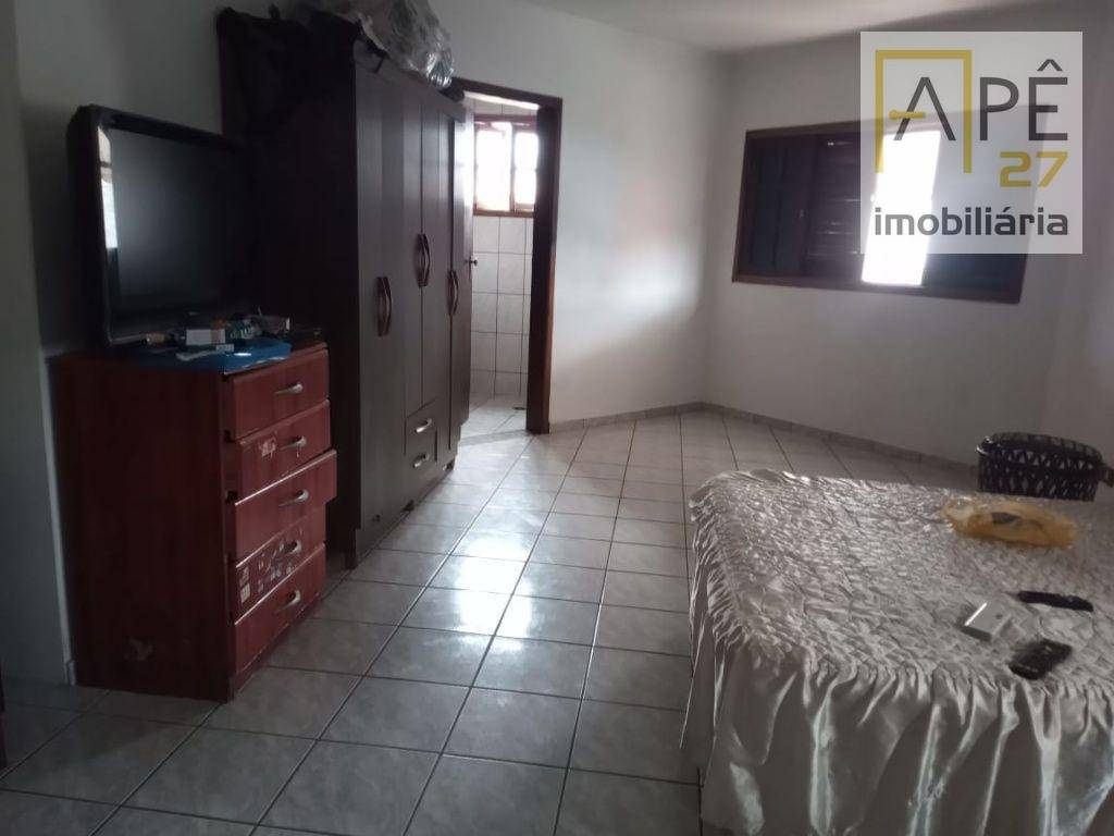 Sobrado à venda com 3 quartos, 198m² - Foto 4