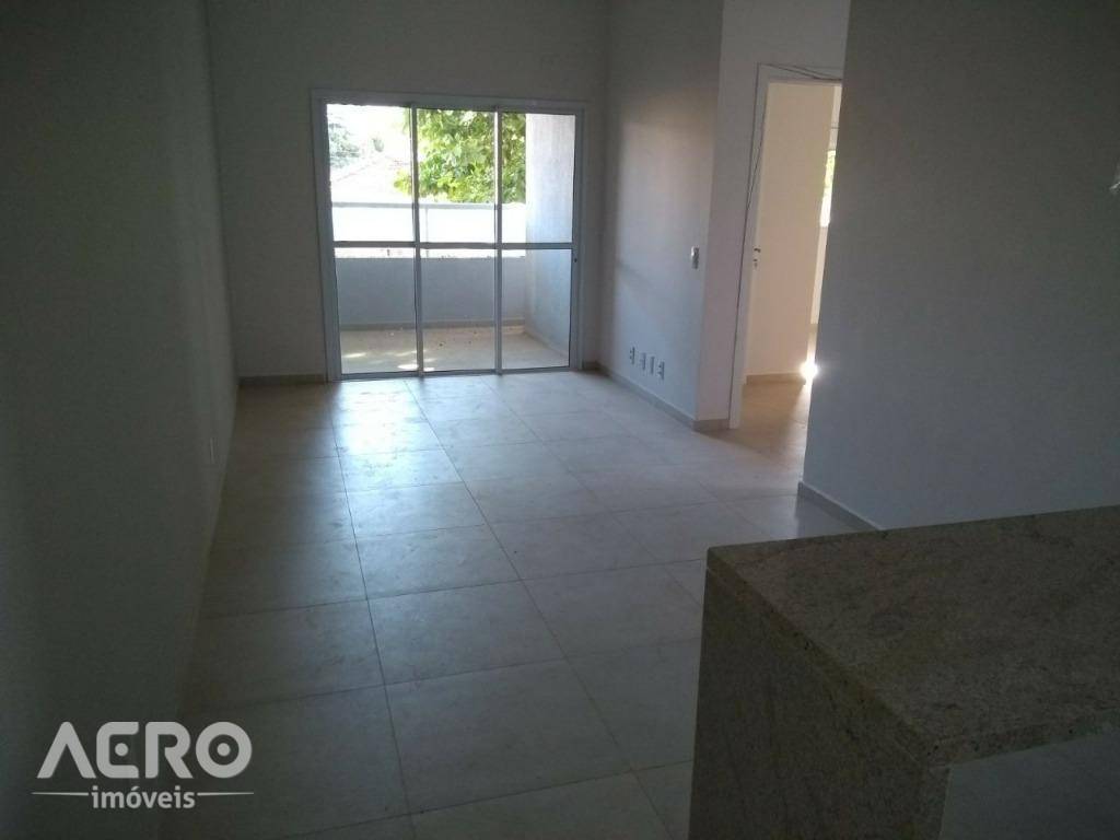 Apartamento à venda com 2 quartos, 72m² - Foto 26