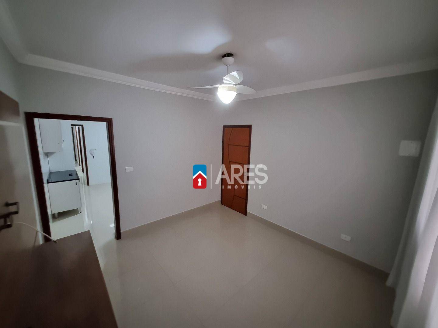 Casa à venda com 2 quartos, 100m² - Foto 6