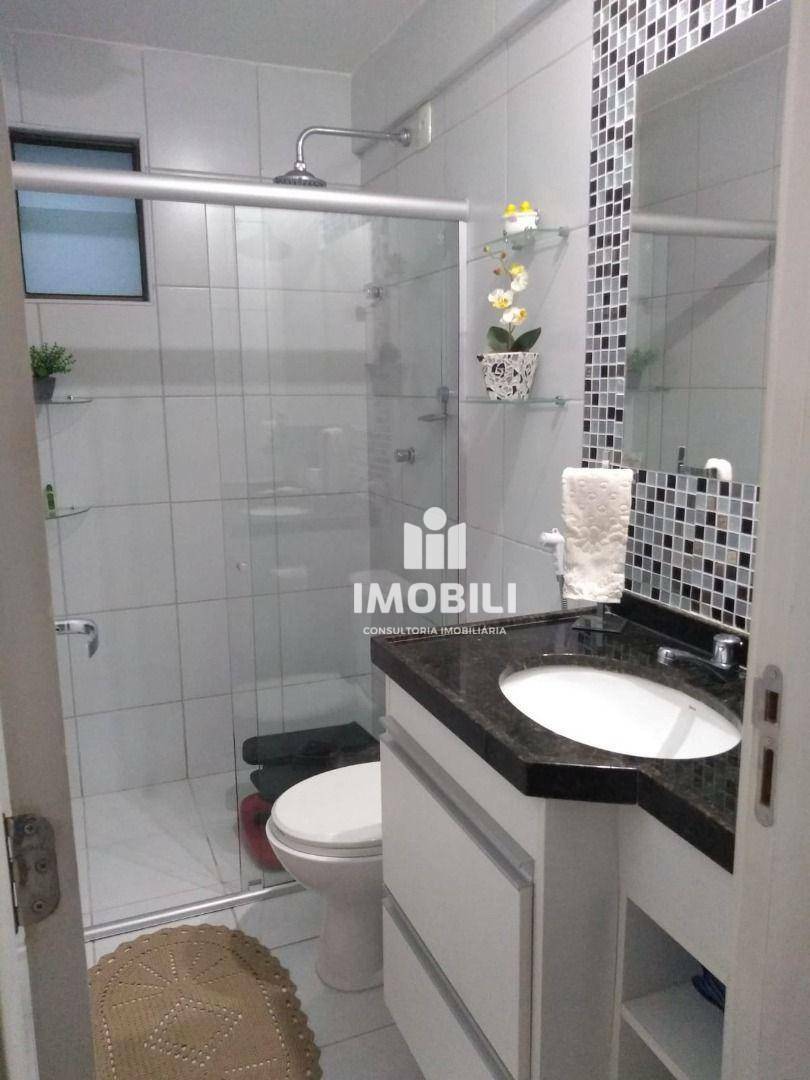 Apartamento à venda com 3 quartos, 81m² - Foto 7