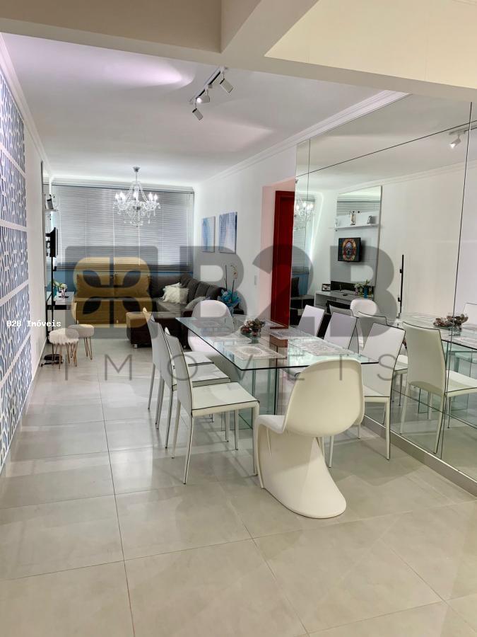 Apartamento à venda com 2 quartos, 75m² - Foto 9