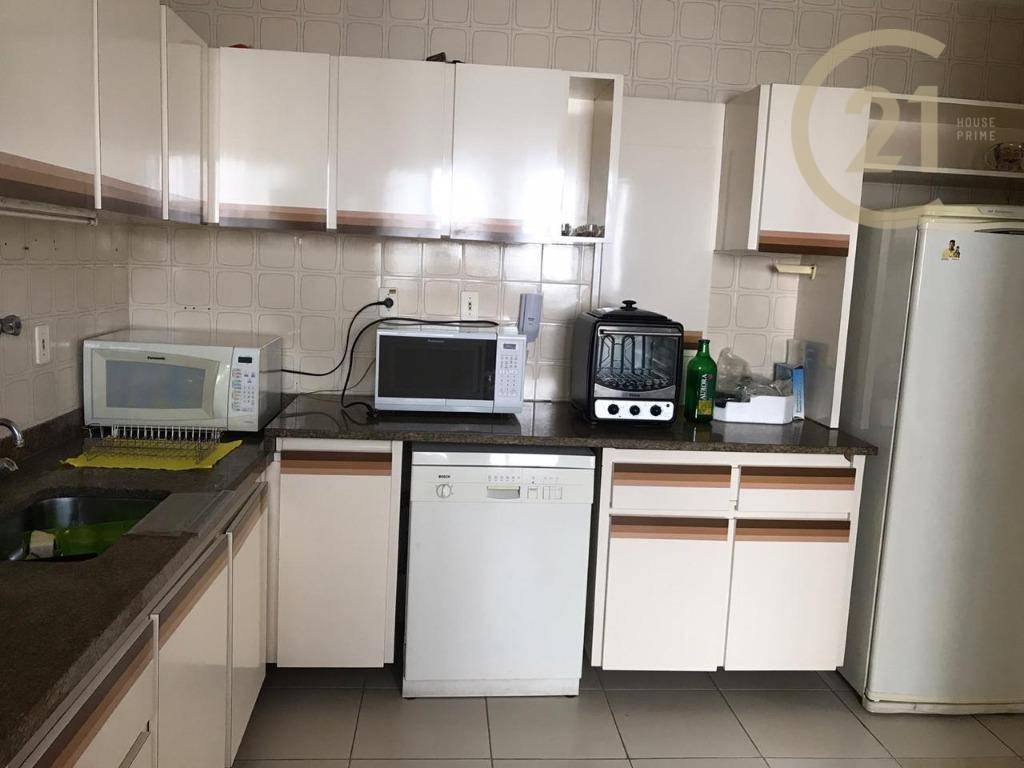 Apartamento à venda com 3 quartos, 190m² - Foto 19