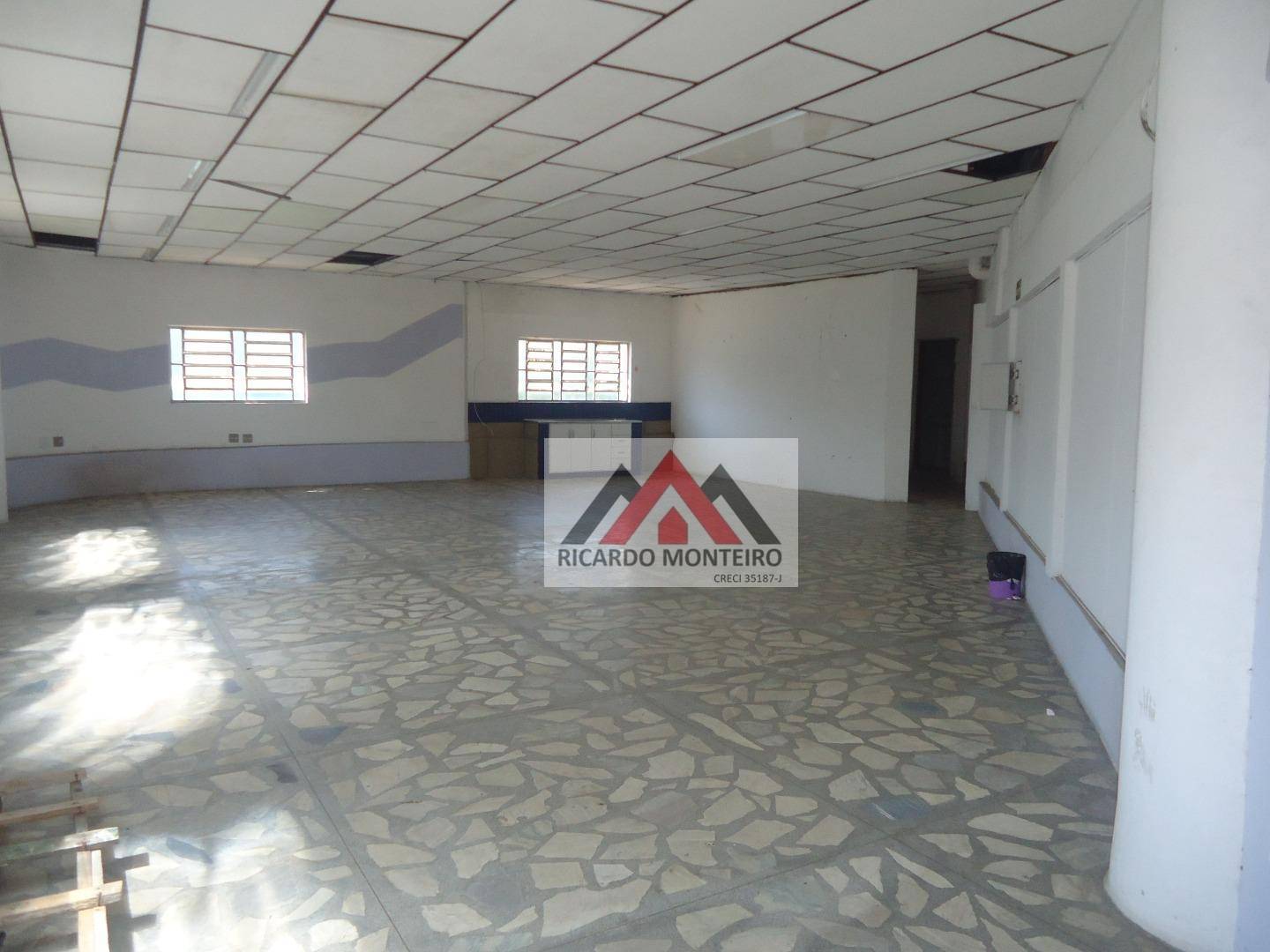 Depósito-Galpão-Armazém para alugar, 1570m² - Foto 14