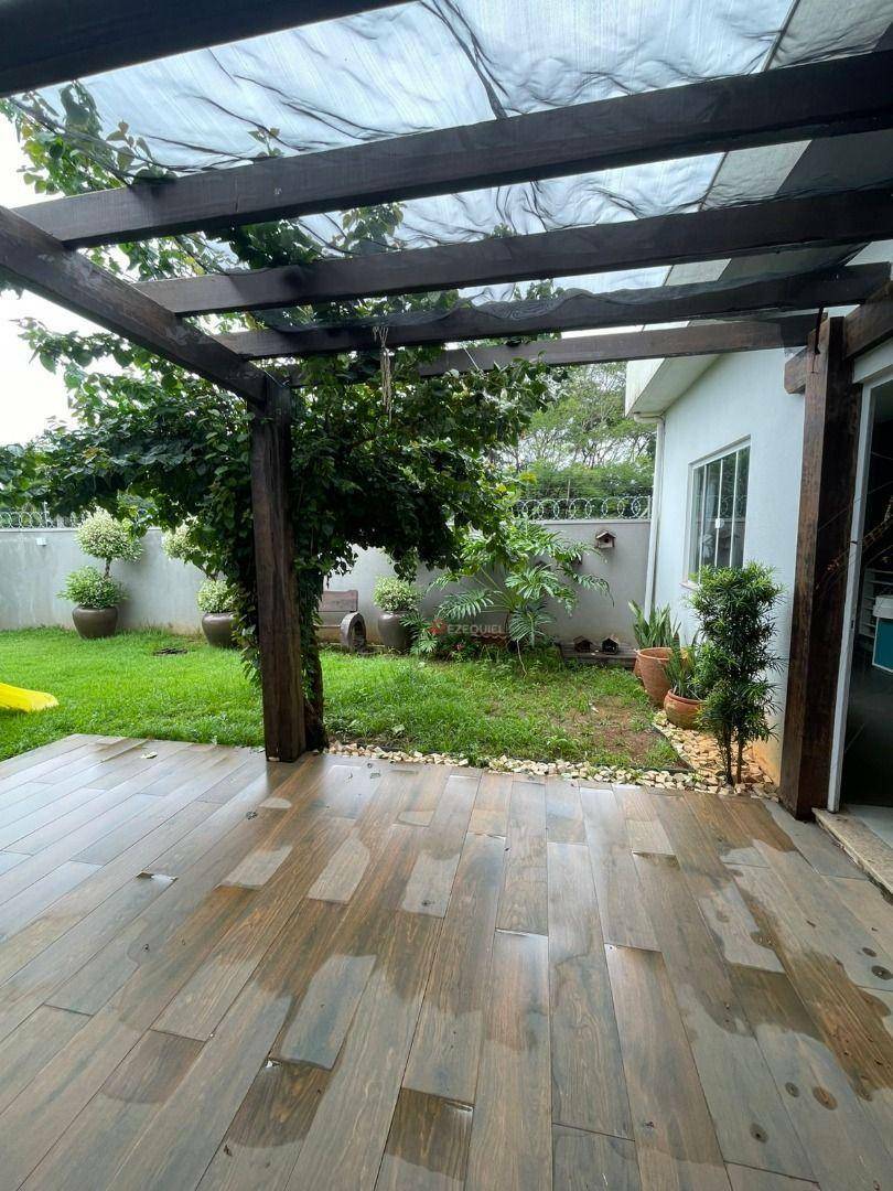 Casa para alugar com 2 quartos, 220m² - Foto 7