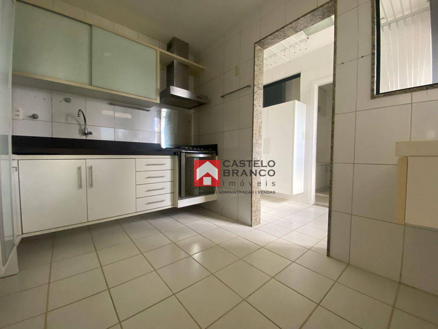 Apartamento à venda com 3 quartos, 130m² - Foto 22