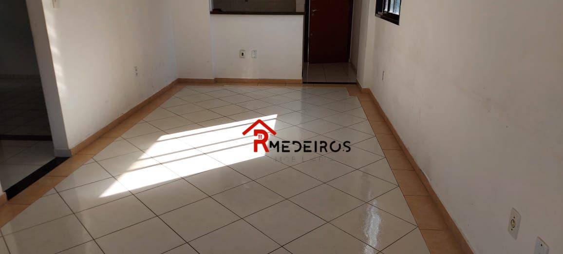 Apartamento à venda com 2 quartos, 76m² - Foto 2