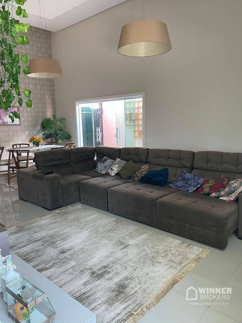 Casa à venda com 4 quartos, 270m² - Foto 2