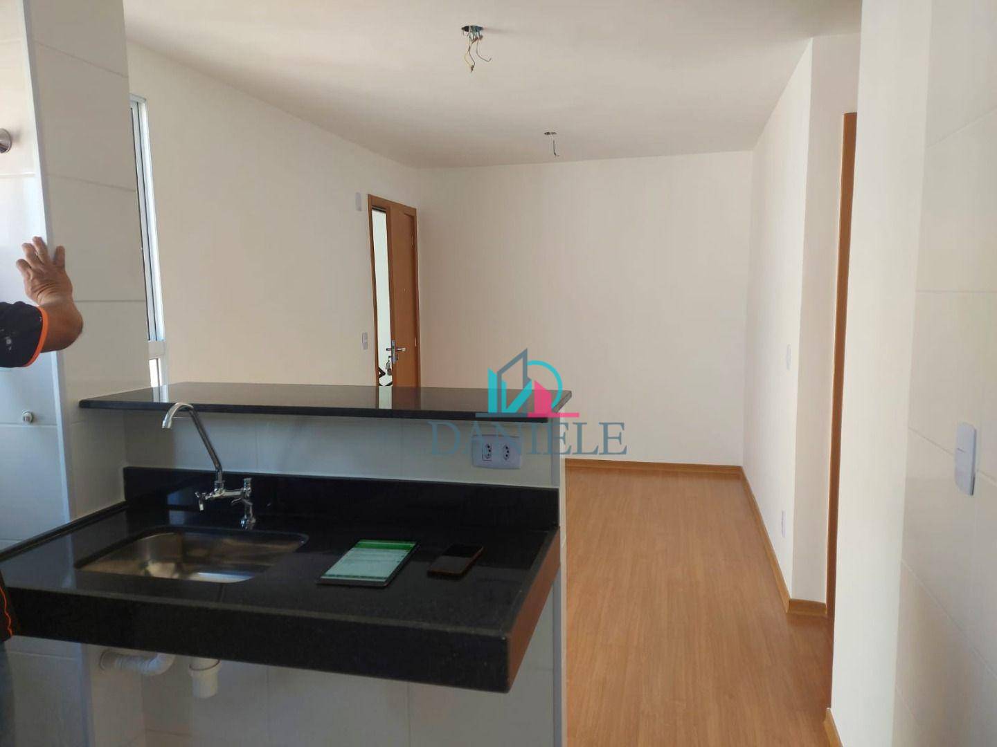 Apartamento à venda com 2 quartos, 45m² - Foto 1