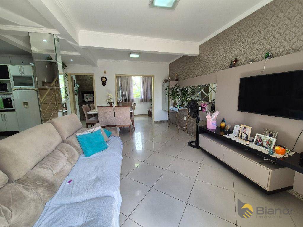 Casa, 3 quartos, 180 m² - Foto 3