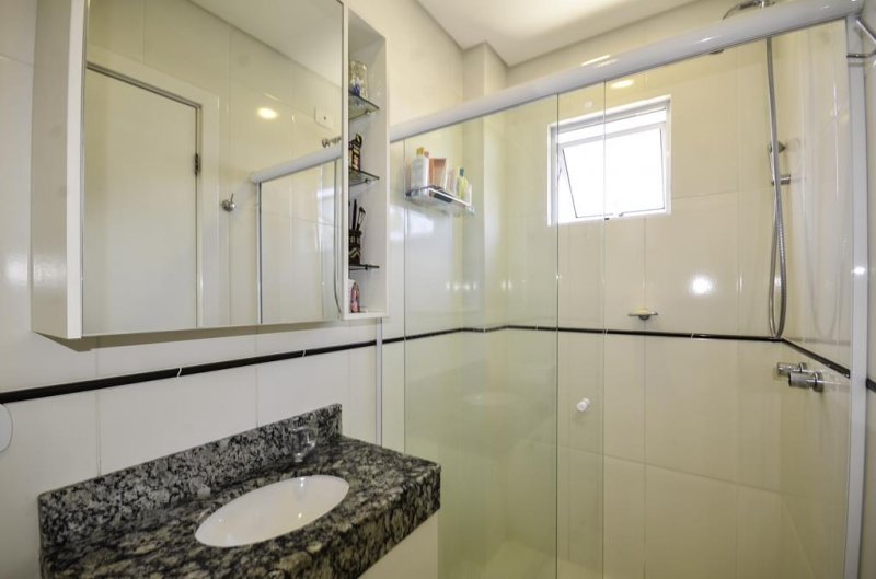 Apartamento à venda com 2 quartos, 66m² - Foto 30