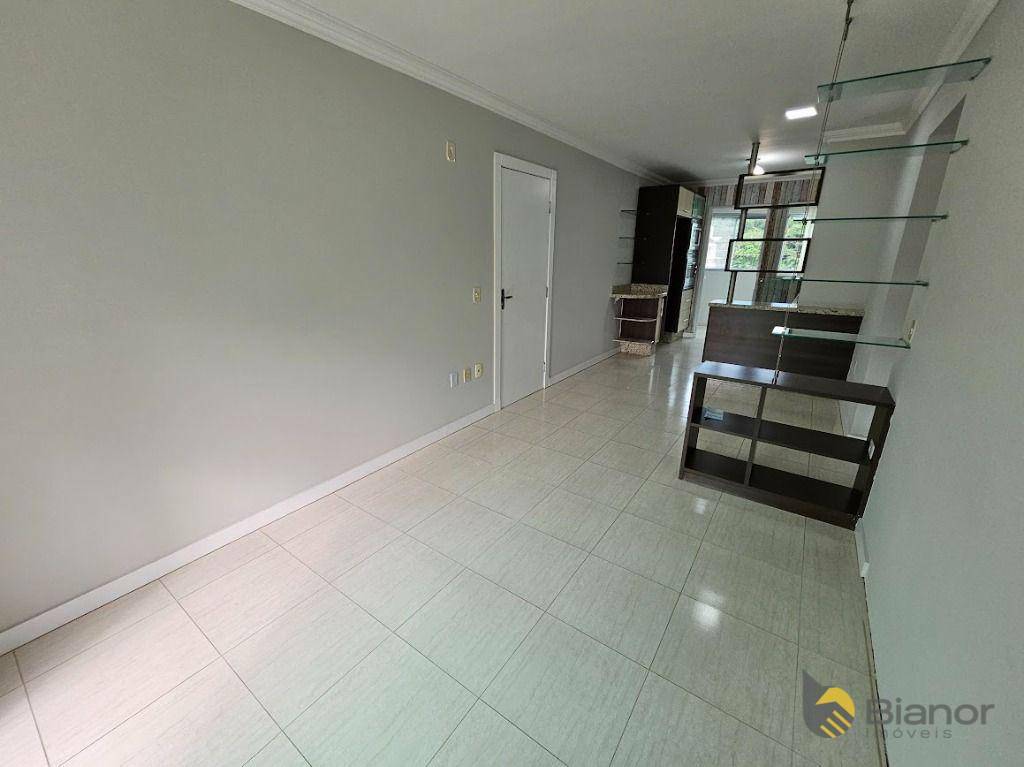 Apartamento para alugar com 3 quartos, 83m² - Foto 3