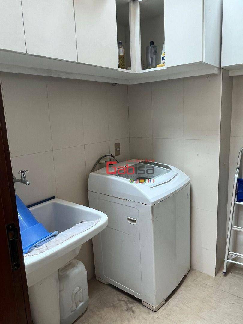 Casa de Condomínio à venda com 7 quartos, 450m² - Foto 32