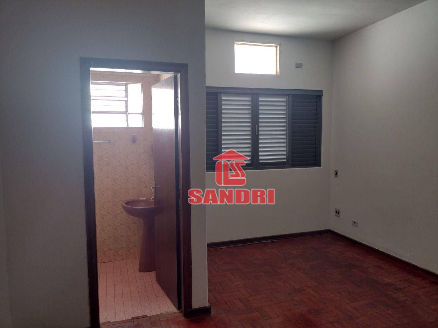 Casa para alugar com 3 quartos, 161m² - Foto 13