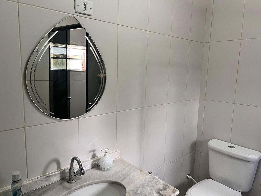 Casa à venda com 2 quartos, 100m² - Foto 13