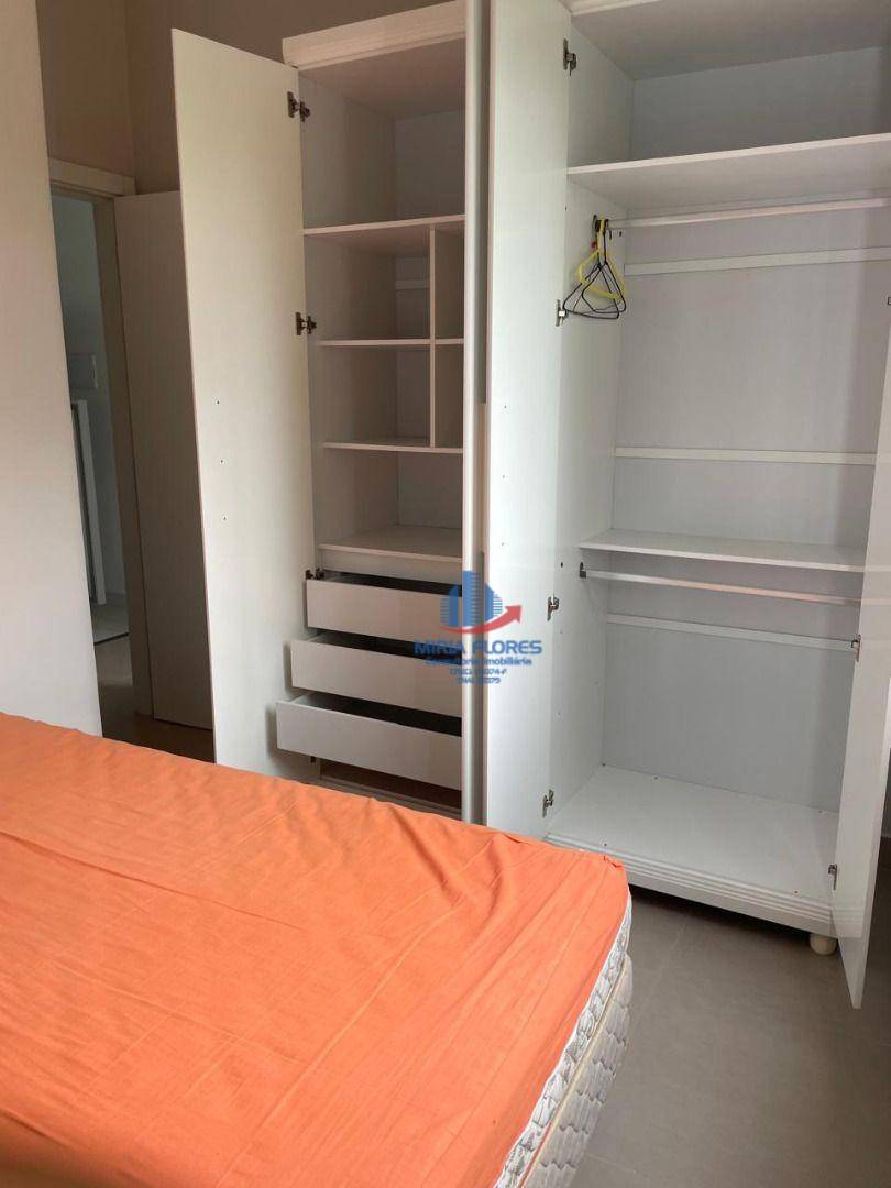 Apartamento para alugar com 2 quartos, 59m² - Foto 13