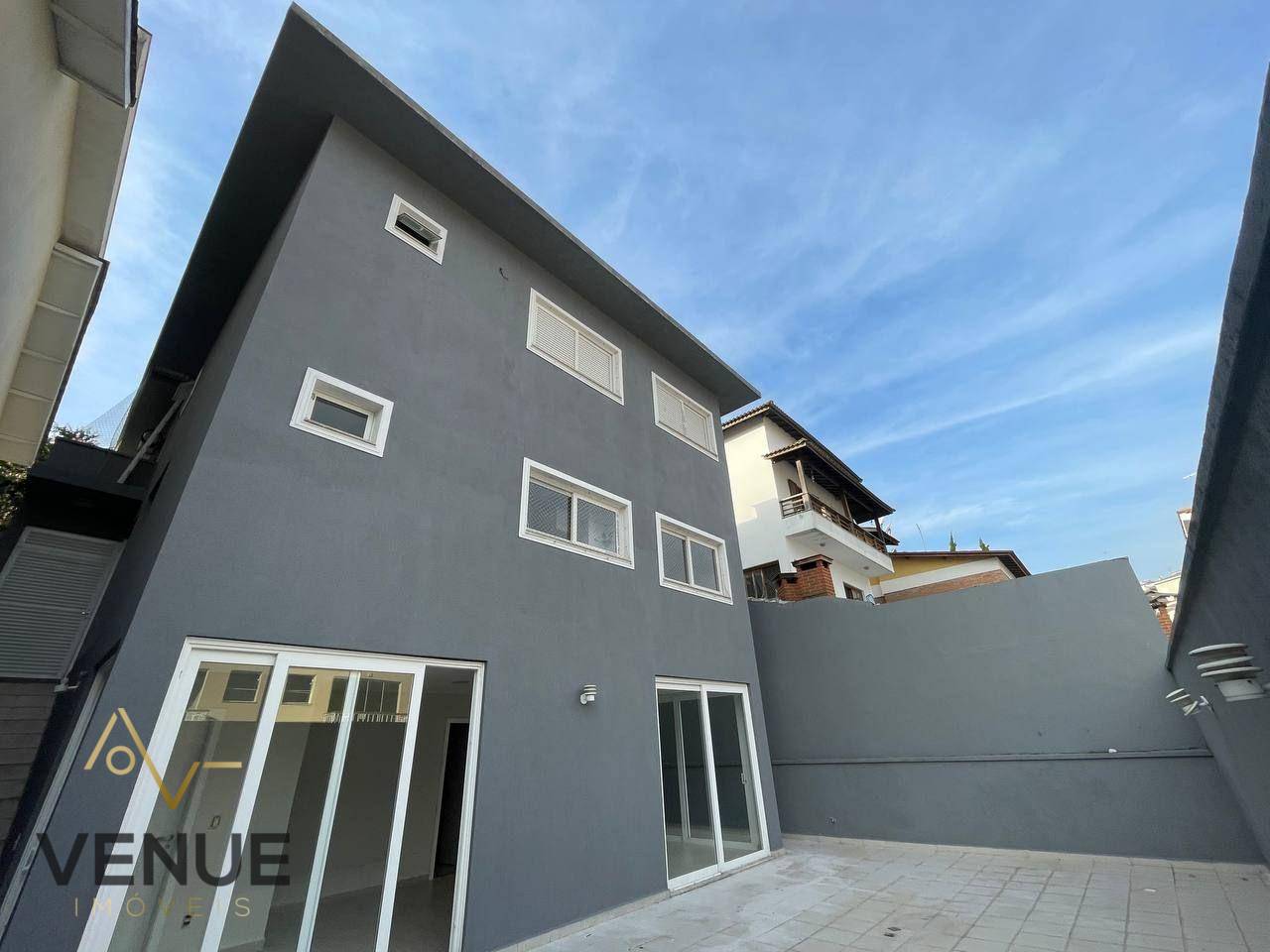 Casa de Condomínio para alugar com 3 quartos, 300m² - Foto 27