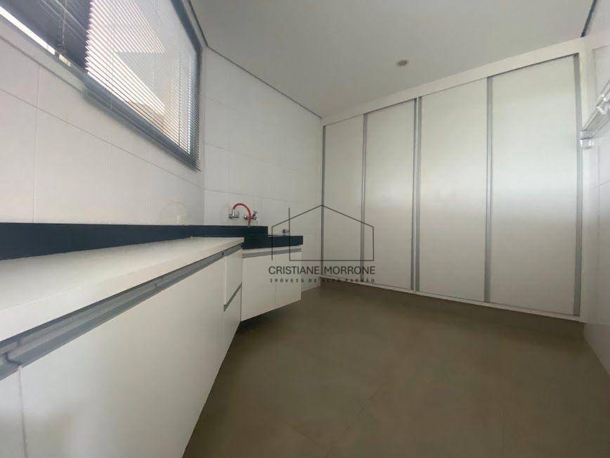 Casa de Condomínio à venda com 4 quartos, 608m² - Foto 2