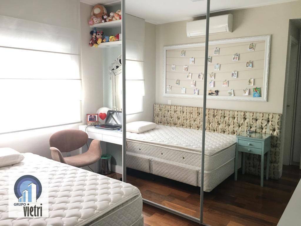 Apartamento à venda com 3 quartos, 213m² - Foto 29