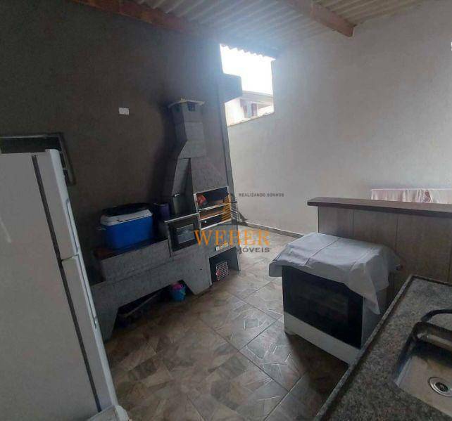 Casa à venda com 4 quartos, 225m² - Foto 17