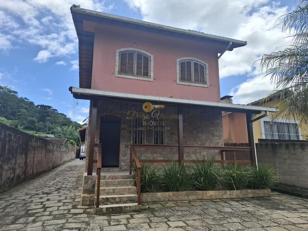 Casa à venda com 5 quartos, 800m² - Foto 1