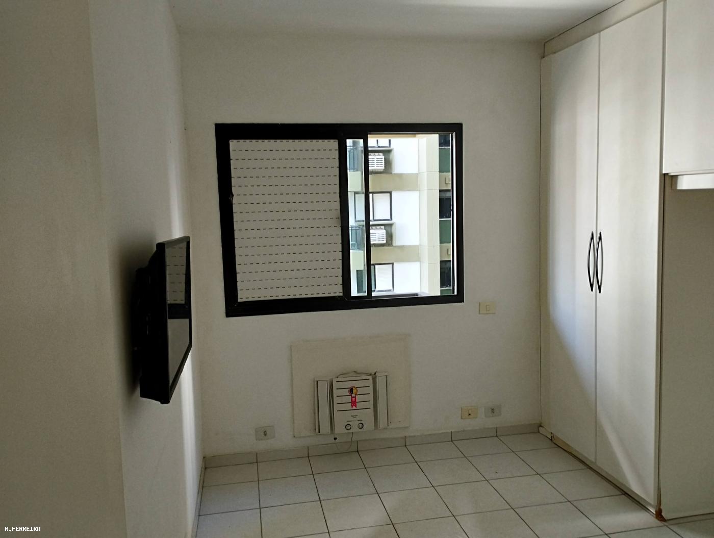 Apartamento à venda com 1 quarto, 57m² - Foto 11