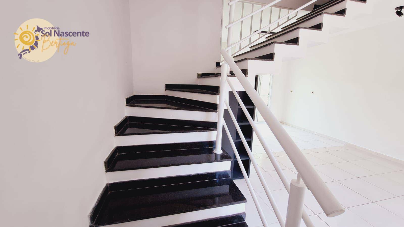 Casa para alugar com 2 quartos, 70m² - Foto 16