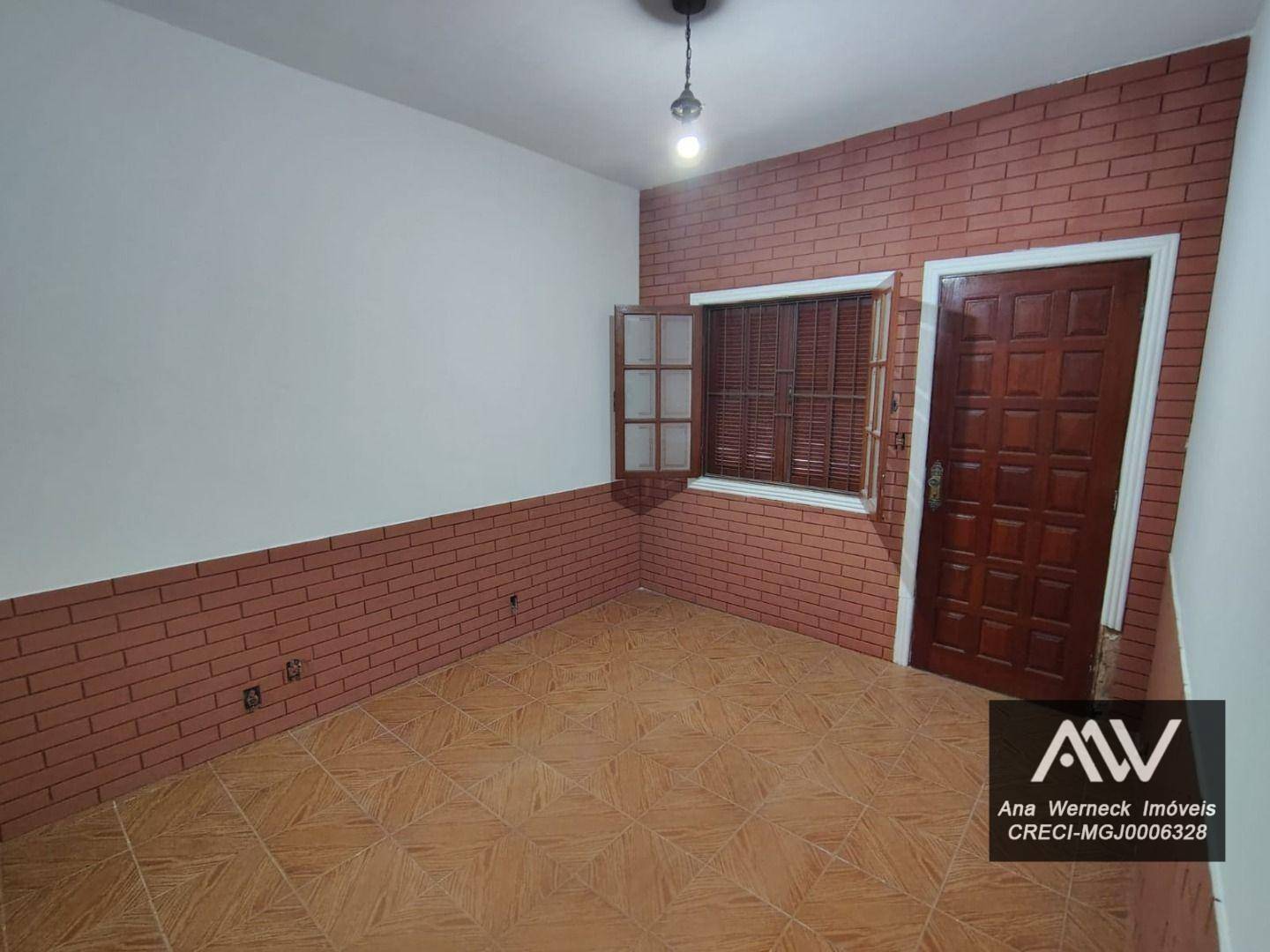 Casa à venda com 3 quartos, 250m² - Foto 7