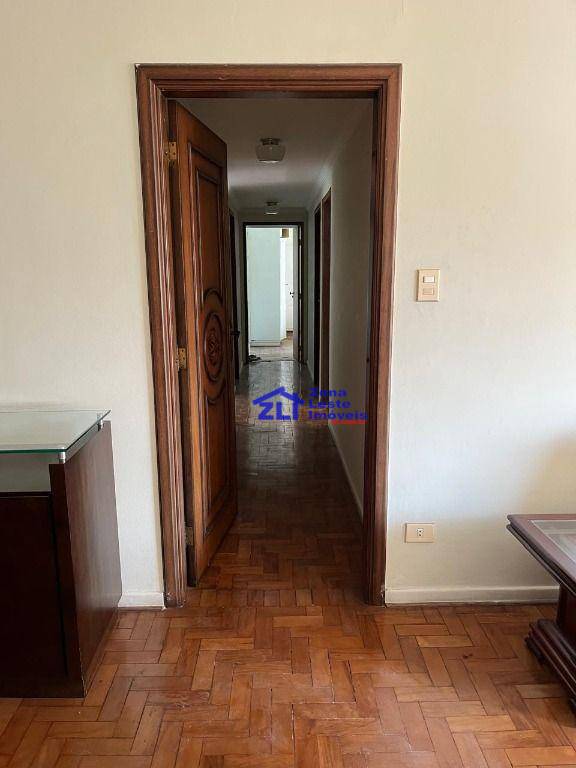 Apartamento à venda com 4 quartos, 140m² - Foto 7