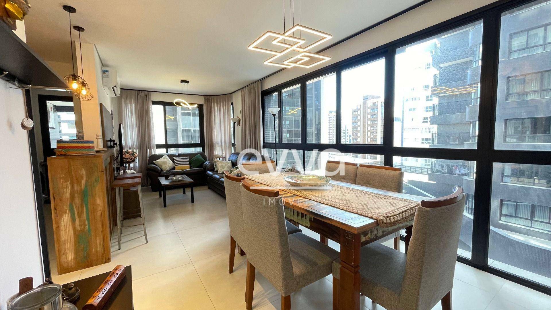Apartamento à venda com 2 quartos, 84m² - Foto 2