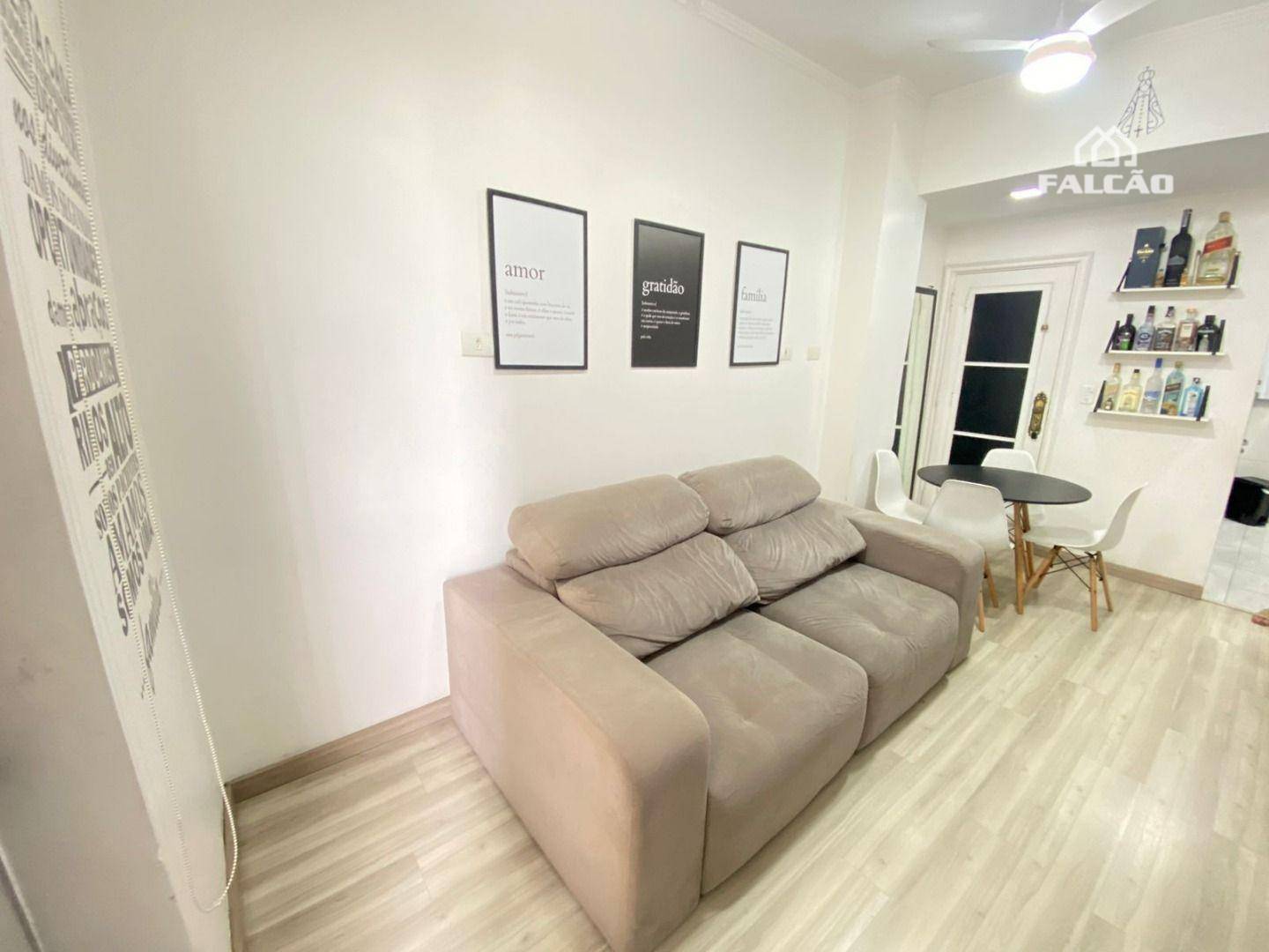 Apartamento à venda com 1 quarto, 45m² - Foto 2