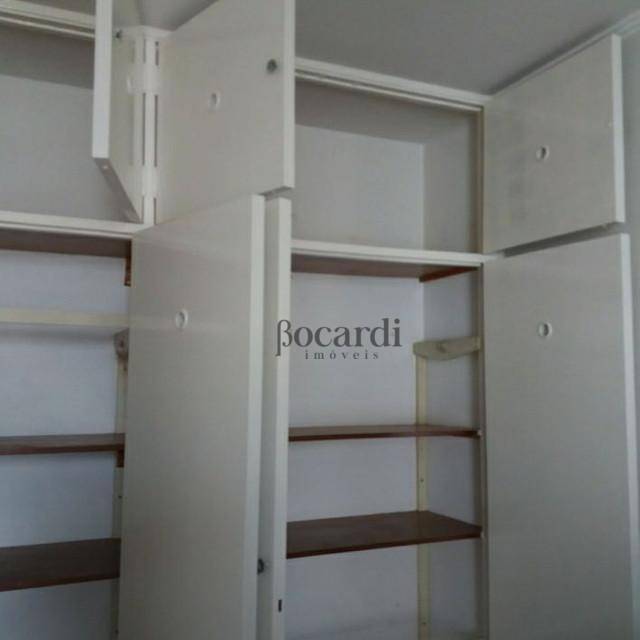 Apartamento à venda e aluguel com 2 quartos, 90m² - Foto 11